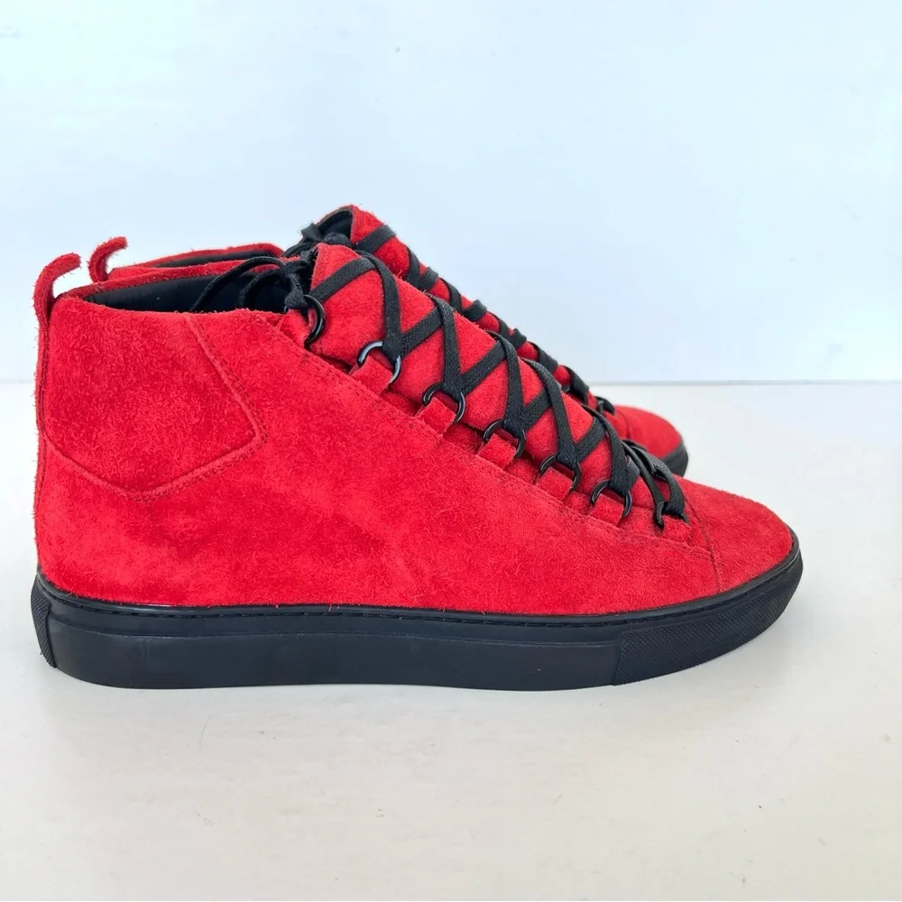 BALENCIAGA Arena Pavot Red Suede Black Trim High Top Lace Up Sneakers Sz 39